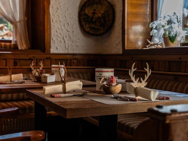 Hotel Garni La Montanara Madonna di Campiglio Bagian luar foto